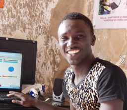 Projet de renforcement des compétences en V-Learning des enseignants du Sénégal